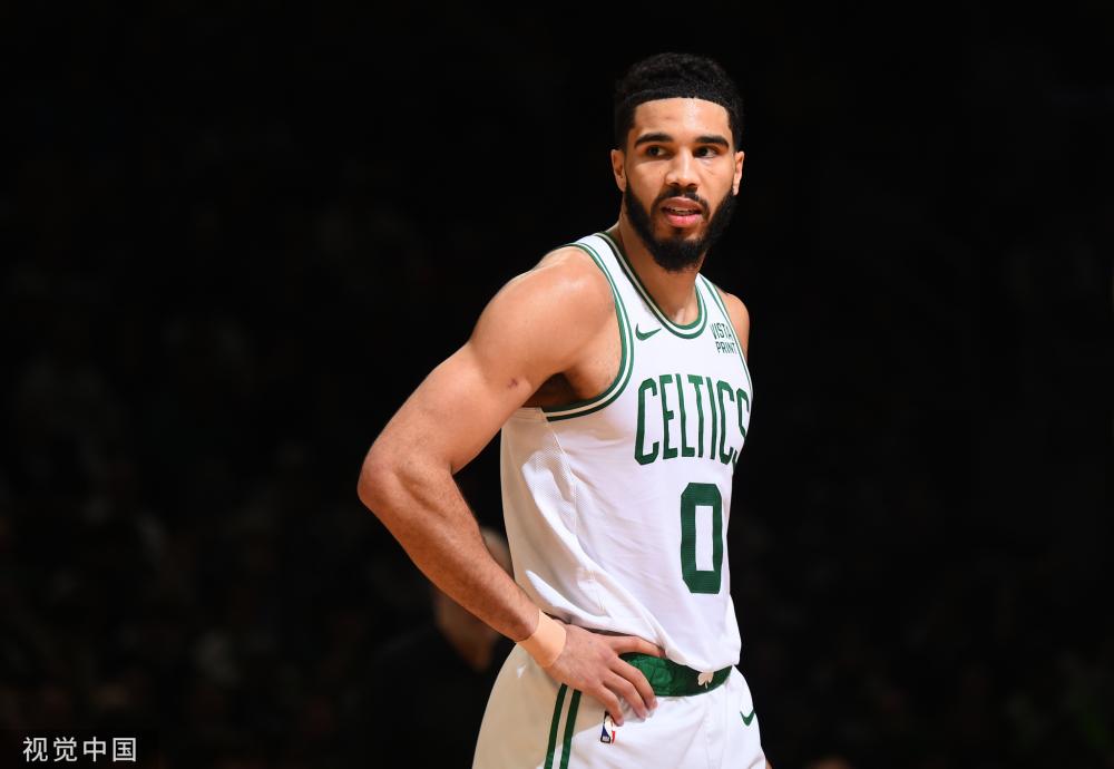 也为球迷呈 也为球迷呈